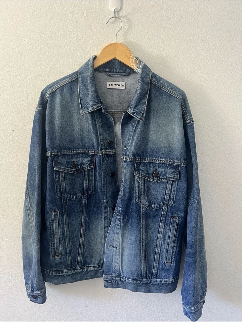Balenciaga authentic logo